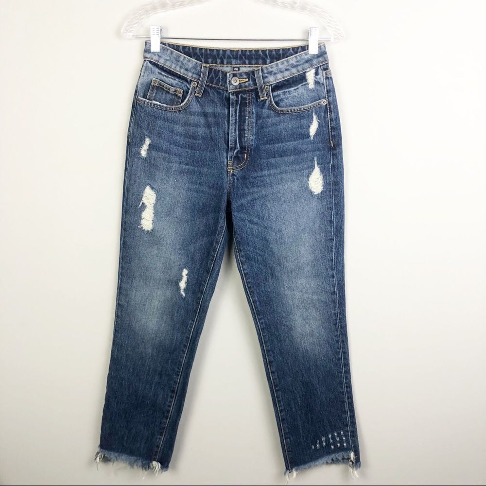 CARMAR | Lightly Distressed Ankle Length Medium Wash Denim Jeans Women’s Size 26